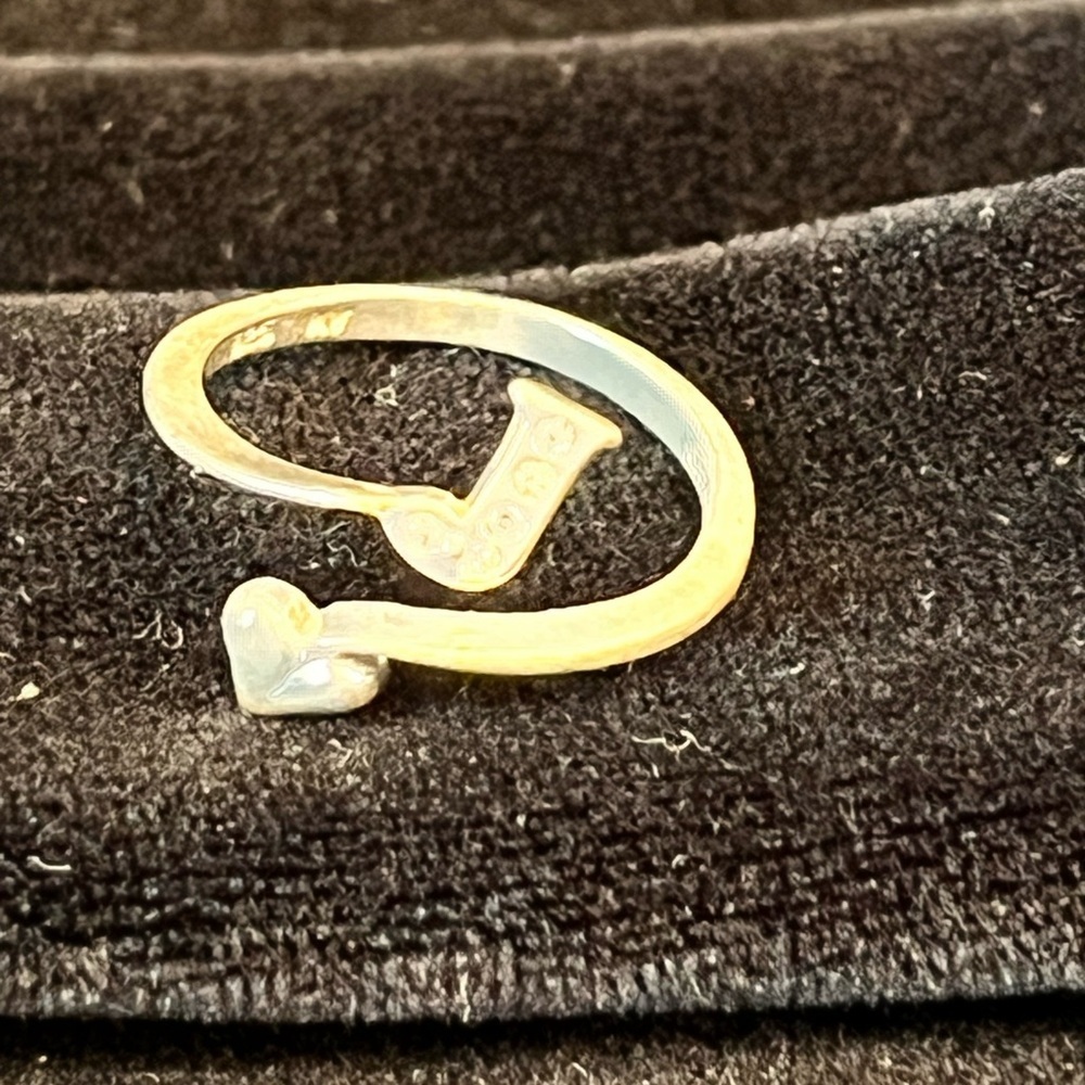 Avon Vintage Sterling Silver Initial J Letter Ring Rhinestone Adjustable Wrap
